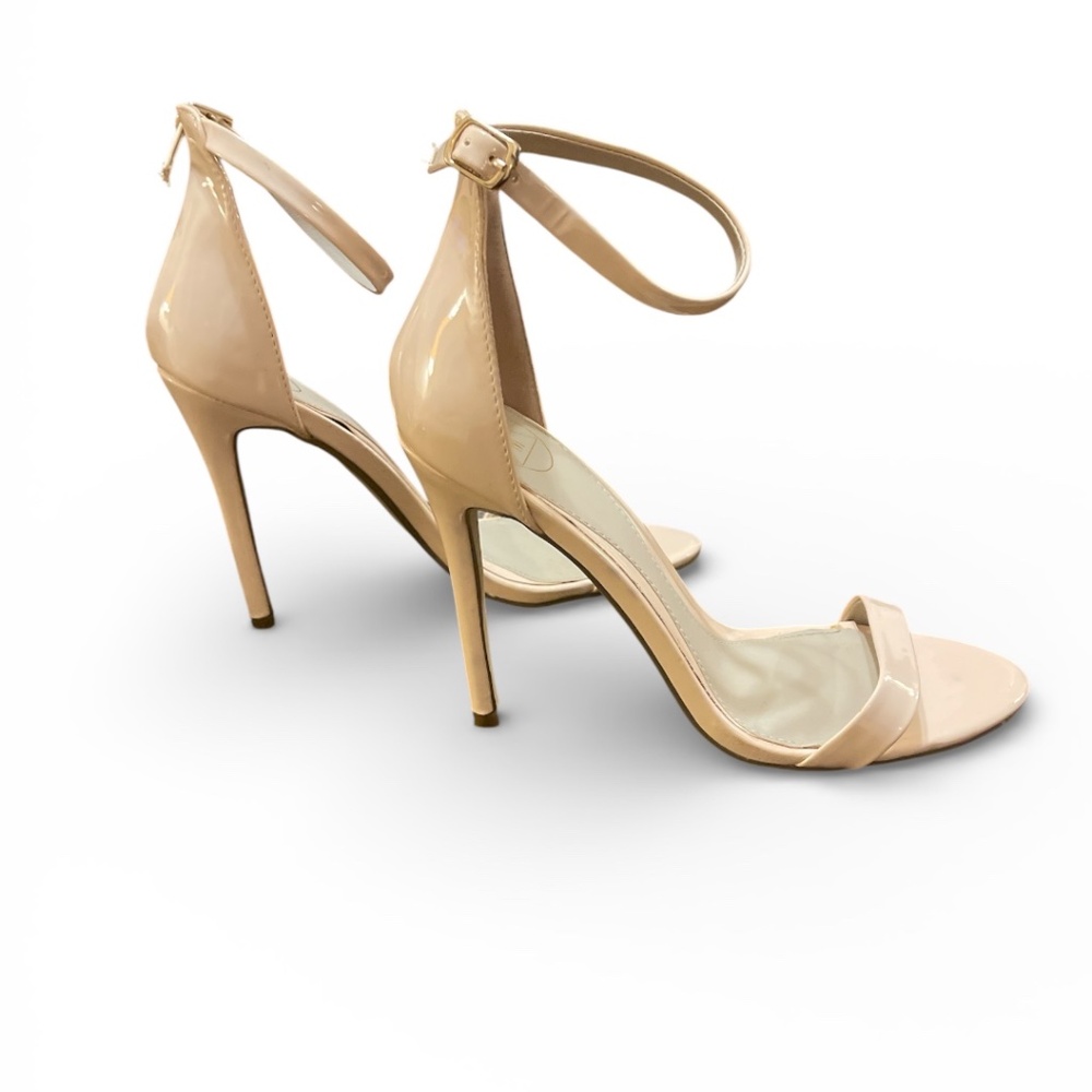 MISSGUIDED Nude Patent Ankle Strap Round Toe Barely There Heels Size 9